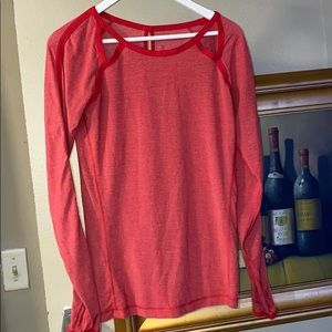 Lululemon long sleeve top size 6